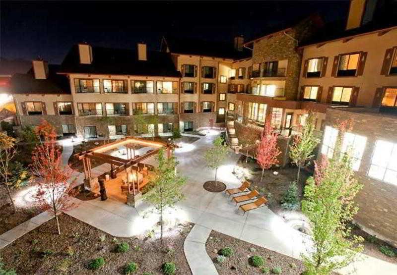 Courtyard Flagstaff Hotel Bagian luar foto