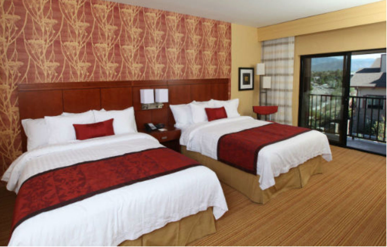 Courtyard Flagstaff Hotel Bagian luar foto