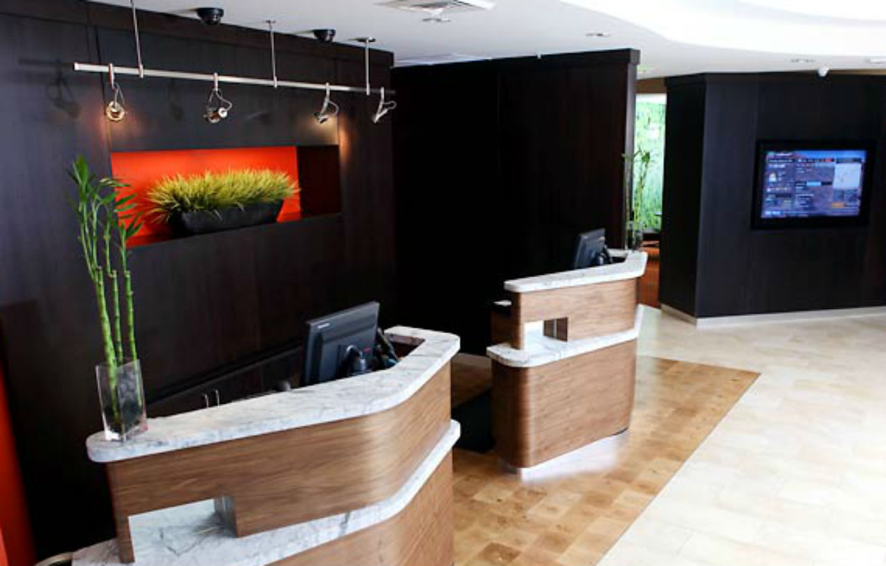 Courtyard Flagstaff Hotel Bagian luar foto